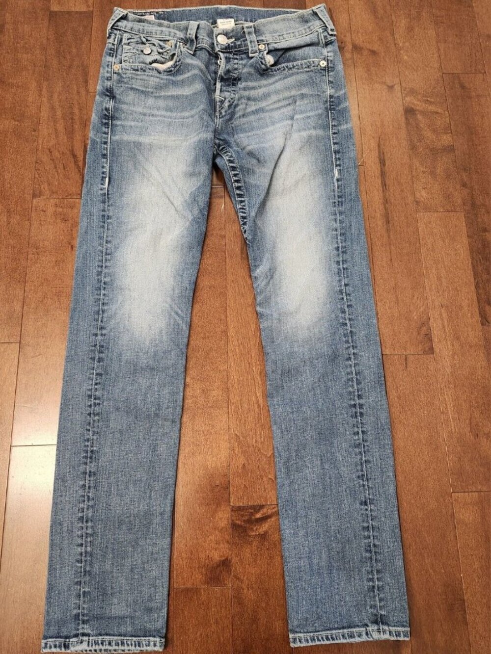 True Religion Zach women's blue jeans in size 32
